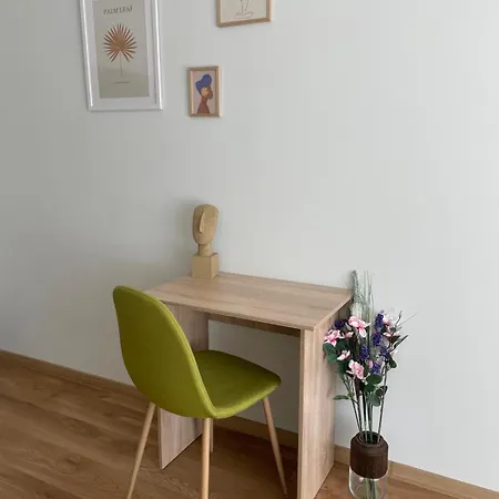 Seven Hills With Optional Parking Apartament