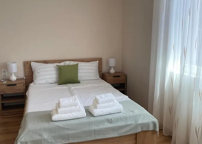 Seven Hills With Optional Parking *